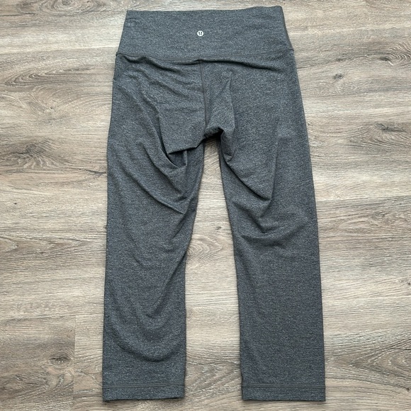 LULULEMON 3/4 Length High-Waisted Leggings - Picture 2 of 3